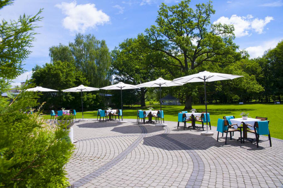 Dwór Kaliszki mazurskie jeziora Mazury 01